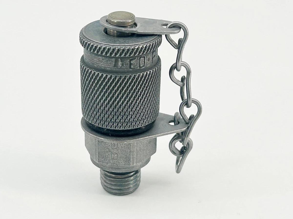 New Box of 10 Parker EMA3/7/16UNFCF Coupling Nipple 7/16 UNF Male