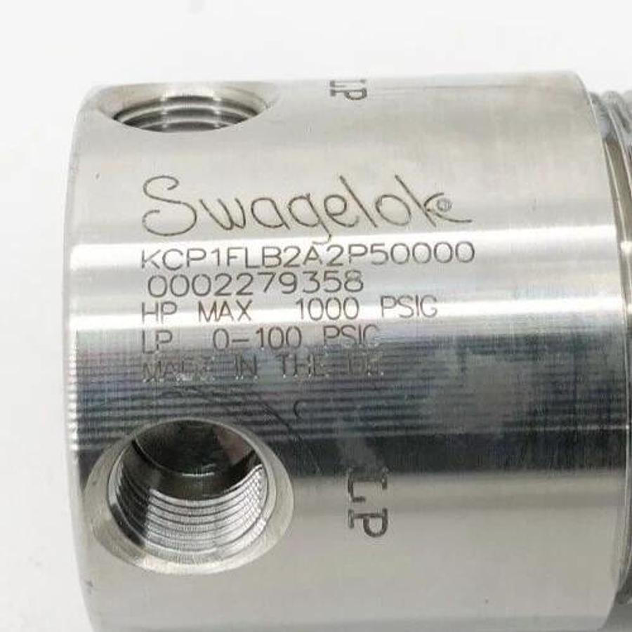 New Swagelok KCP1FLB2A2P50000 Regulator Valve 1000psig 0002279358
