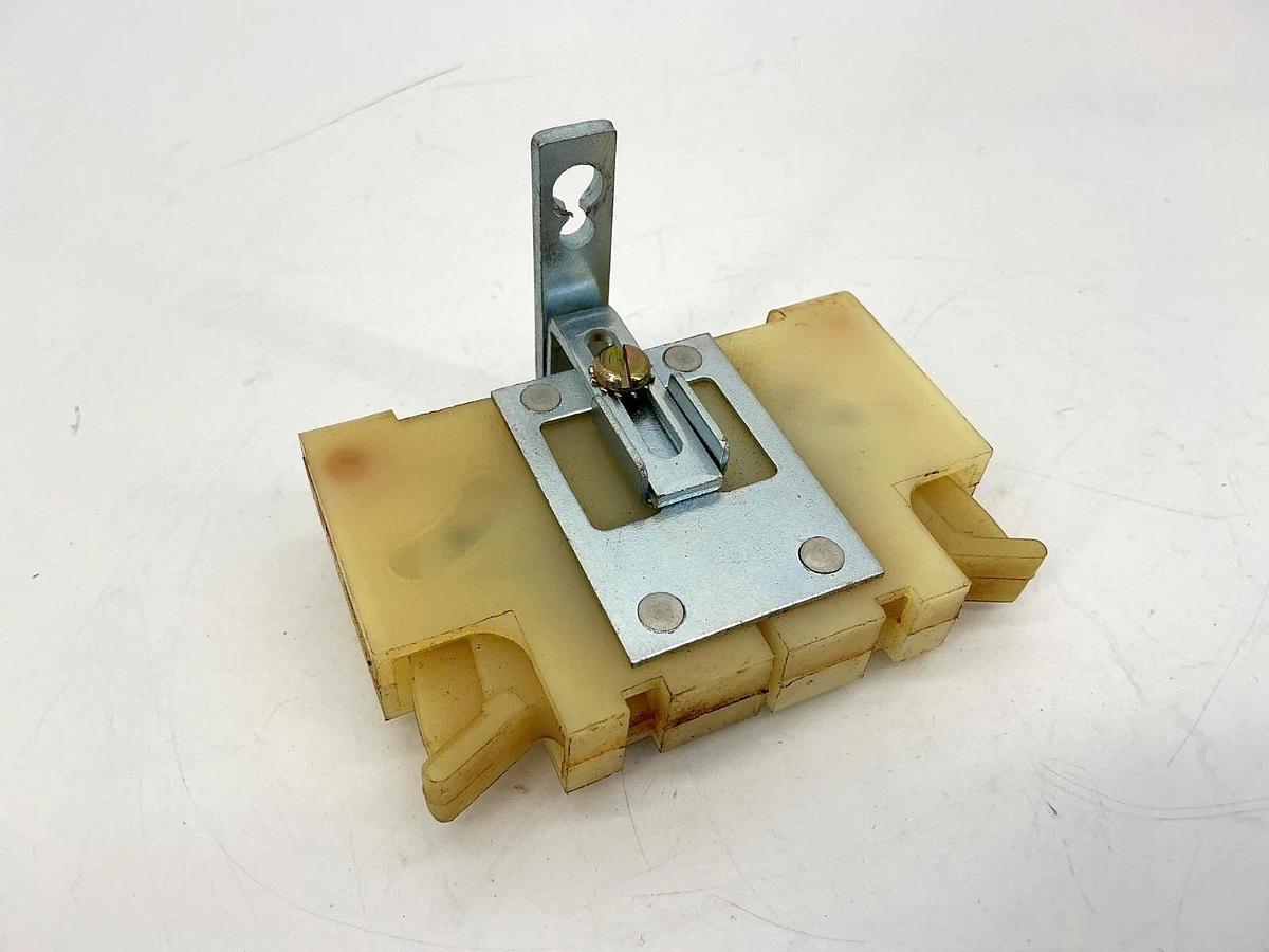 Used Westinghouse M34-2A Mechanical Interlock use w/ A/200 Units M342A 1255C91G03