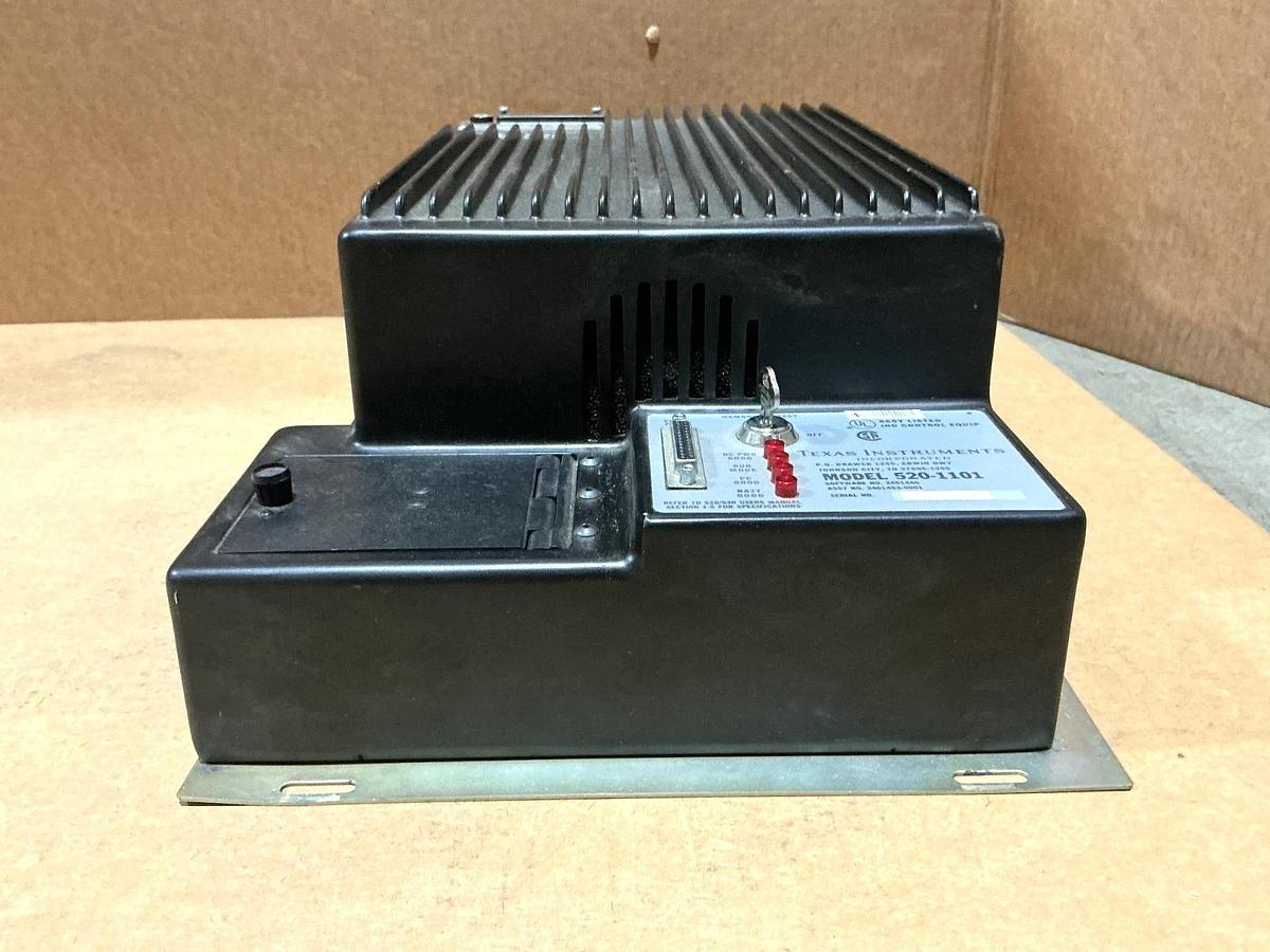 New Texas Instruments 520-1101 Controller Module 110/220VAC 50/60HZ - No Box