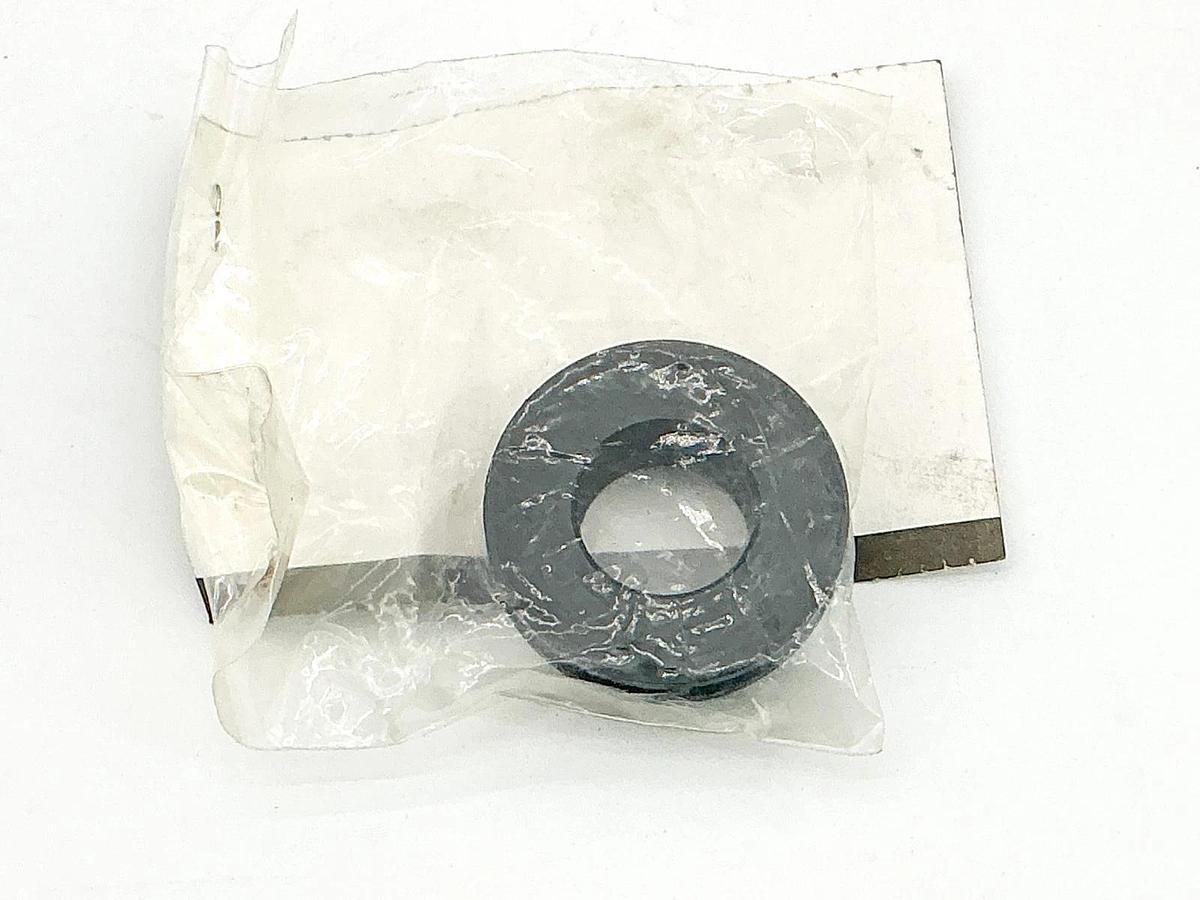 New Hyster 1370158 Idler Wheel