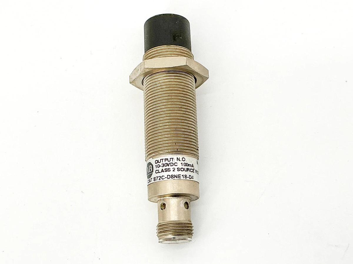 New Allen Bradley 872C-D8NP18-D4 Inductive Proximity Sensor 30V Ser.C - No Box