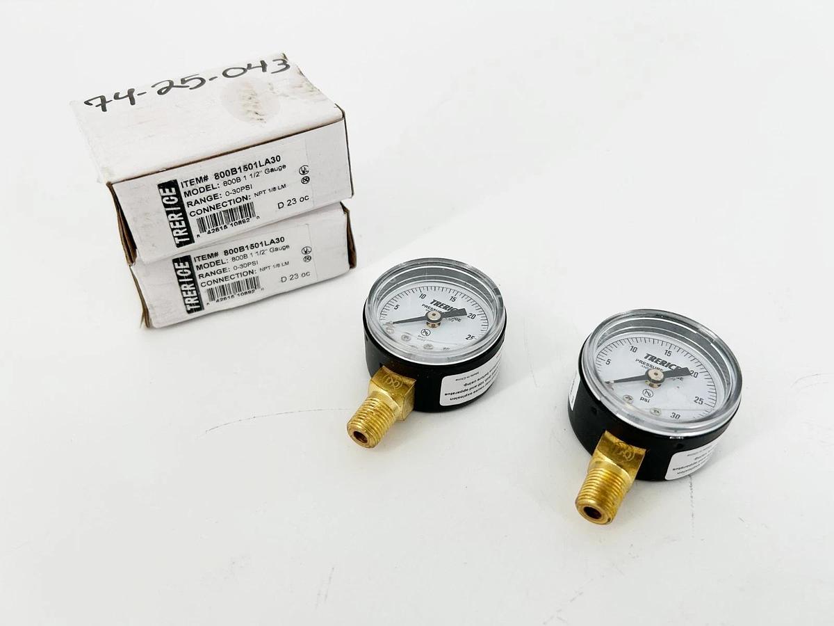 Lot of 2 New Trerice 800B1501LA30 Pressure Gauges 800B 1-1/2" 0-30psi 1/8" LM