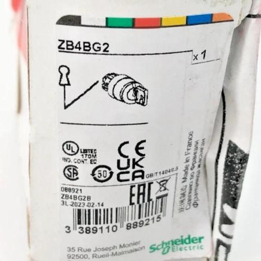 New Schneider Electric ZB4BG2 2-Position Selector Switch w/ Key