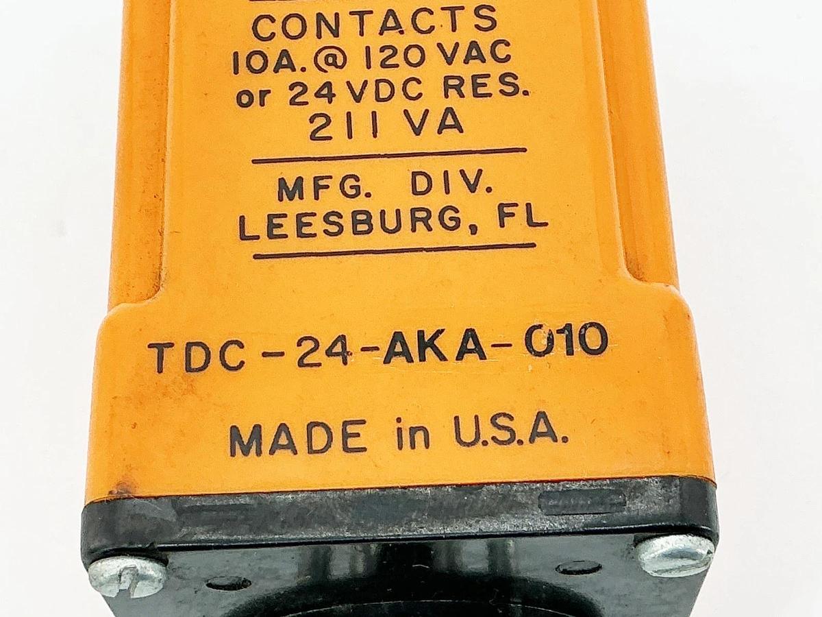 Used Diversified Electronics TDC-24-AKA-010 Time Delay Operate Relay 24V 10A 211VA 0-