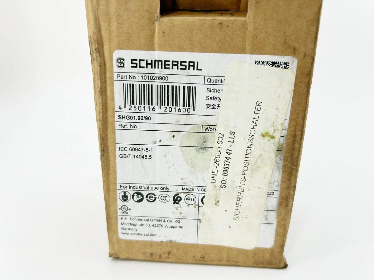 New Schmersal SHG01.92/90 Snap Action Safety Switch 101020900