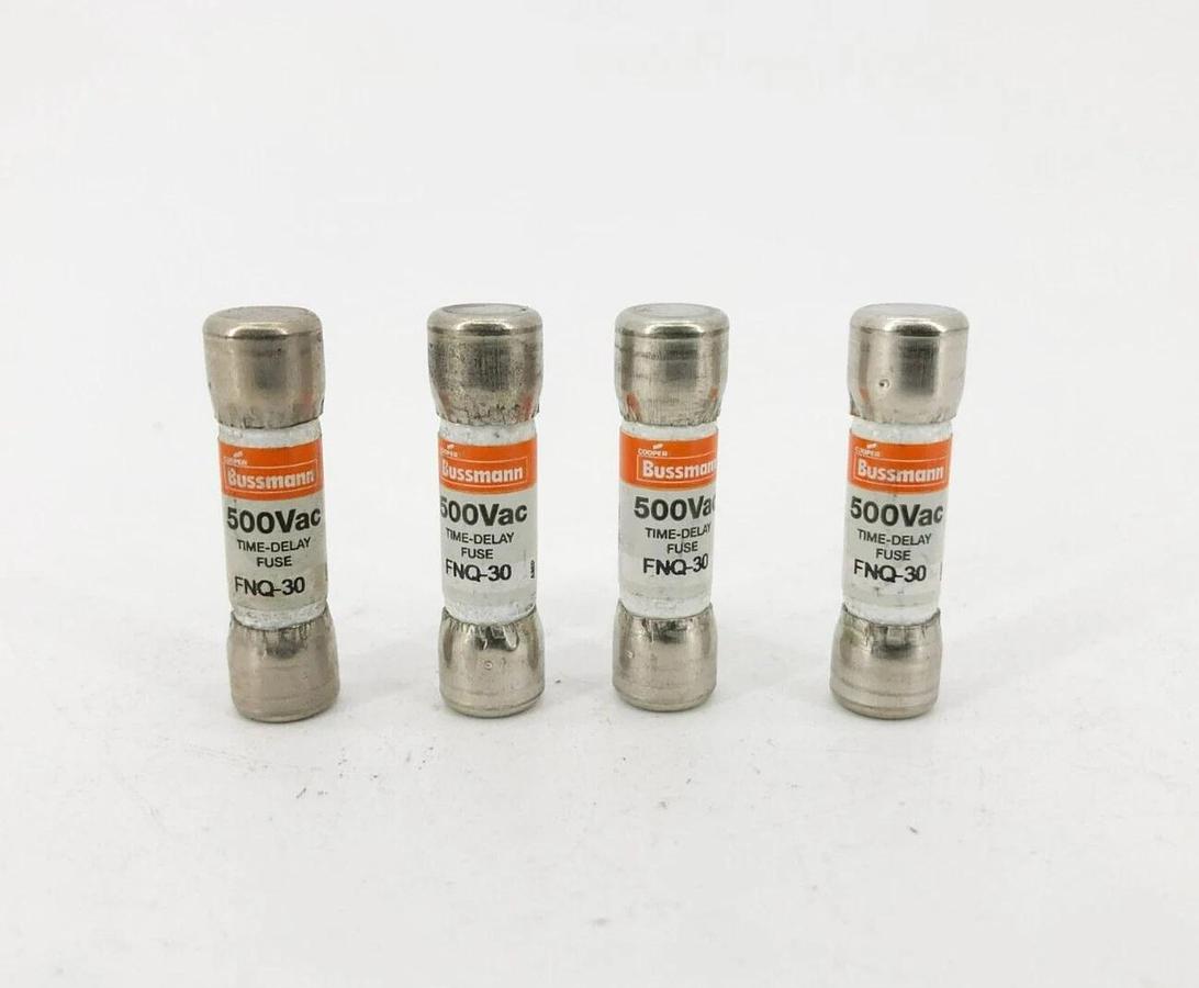 Lot of 4 New Bussmann FNQ-30 Time Delay Fuses 30 A 500VAC