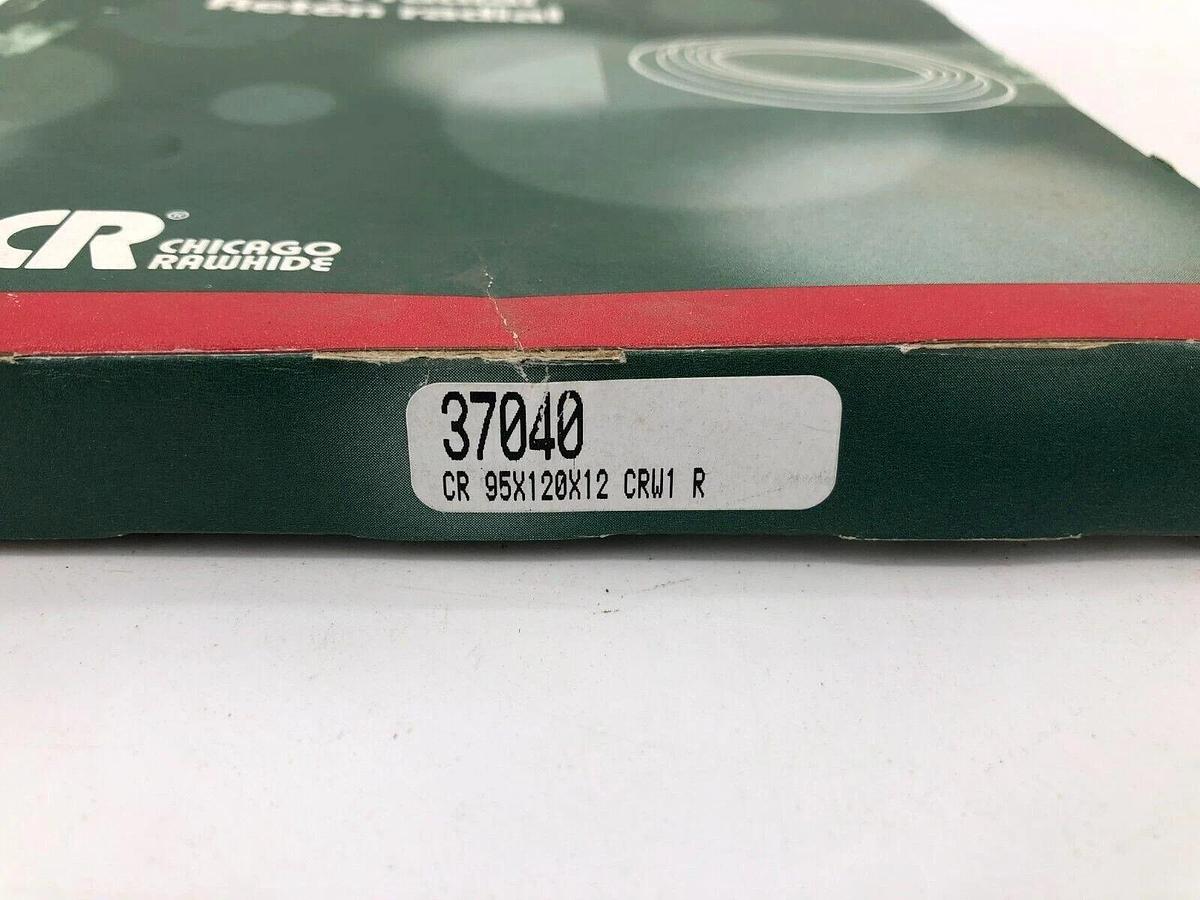 Lot of 2 New Chicago Rawhide 37040 Oil Seals
