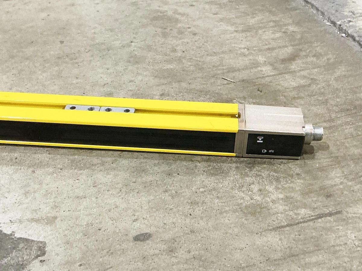 Used Leuze Electronics MLC520R40-1500 Safety Light Curtain MLC 500 Series Stype 4
