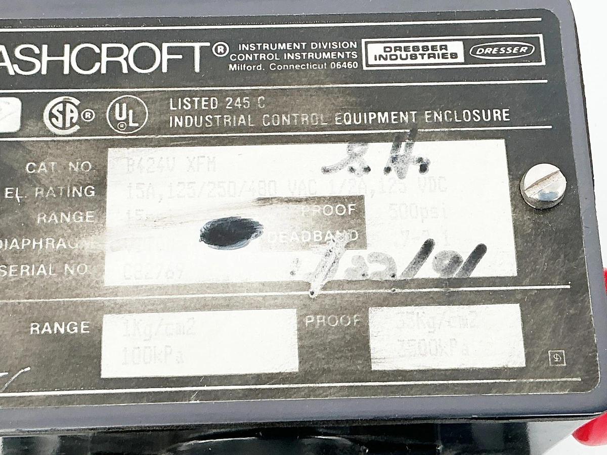 Used Ashcroft B424V XFM Pressure Switch 15PSI Range 15A 480V