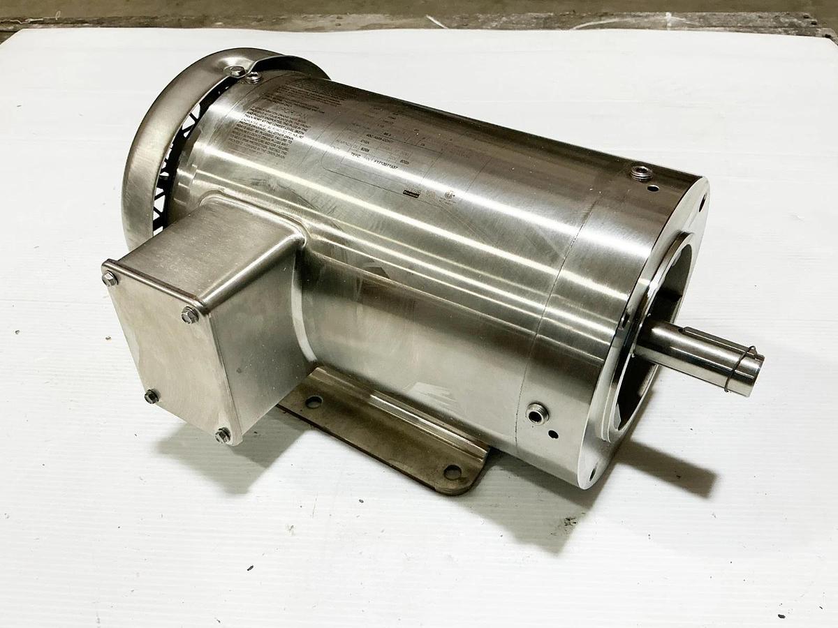 New Baldor CSSEWDM3558T-5 Electric Motor 2HP 575V 1750RPM 3PH 35Z202L784G1