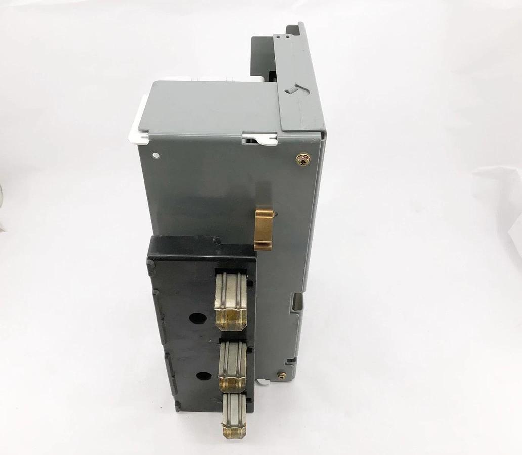 New Allen Bradley YUDQJC095/32AF Operating Mechanism 24A 480V 10HP 2413 - No Box