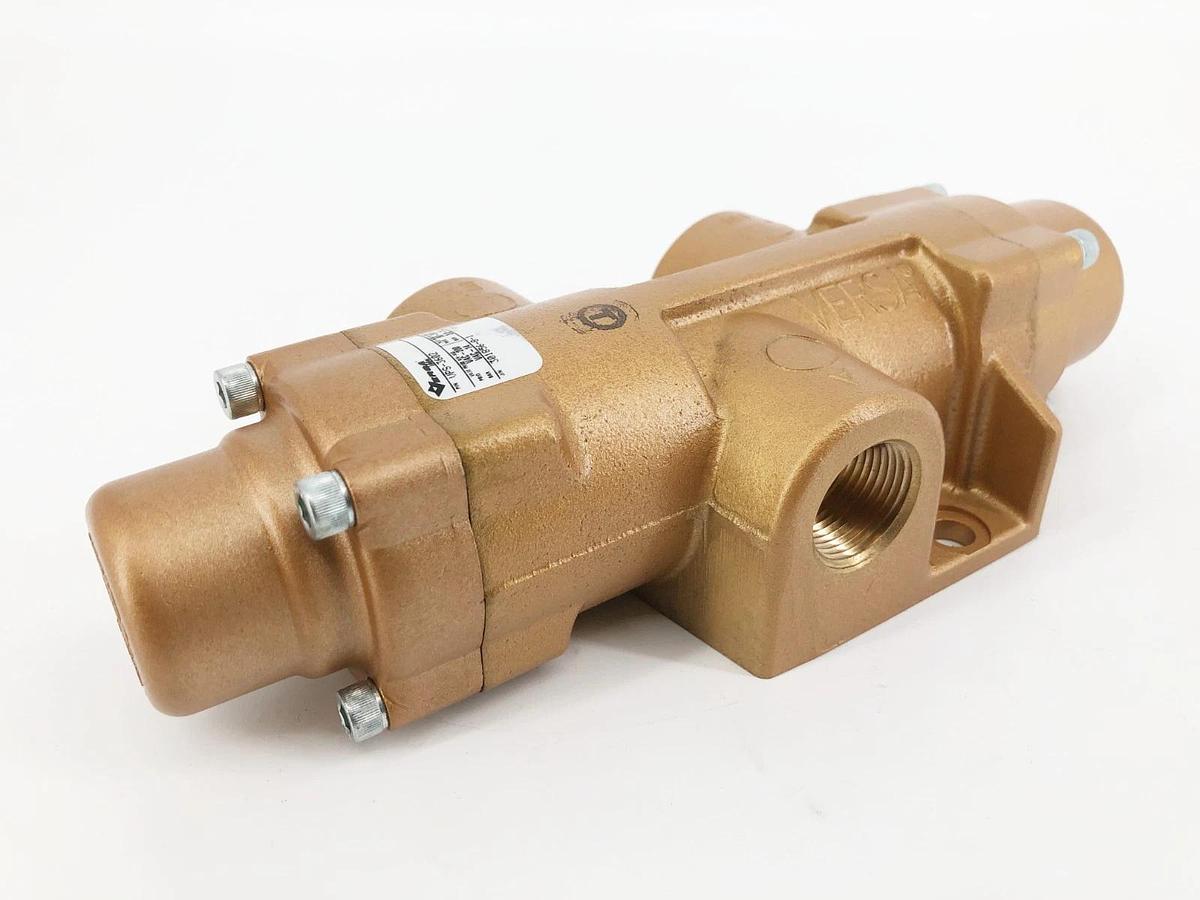 New Versa Valves VPS-3602 Pneumatic Directional Valve 3-Way 3/4" NPT 200psig
