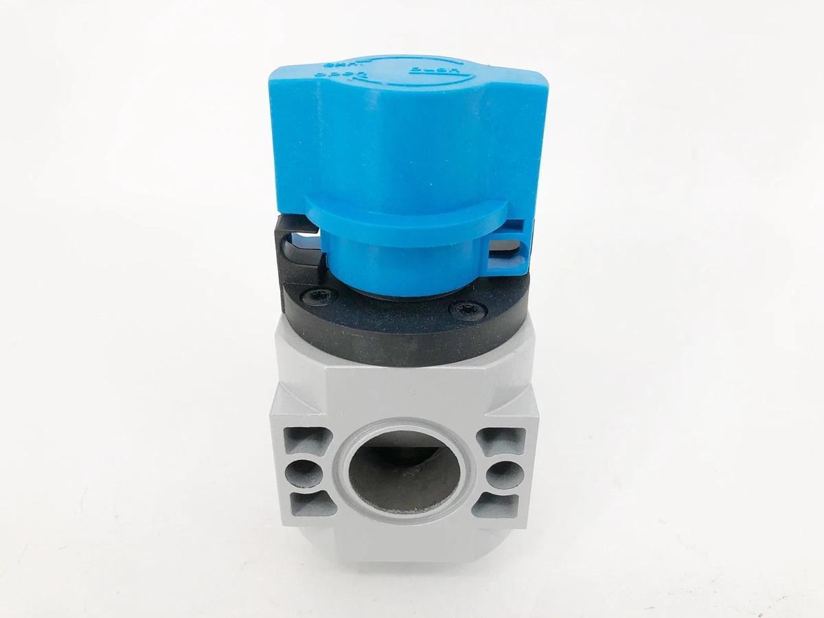 New Festo HE-D-MIDI On/ Off Valve 170682 240psi