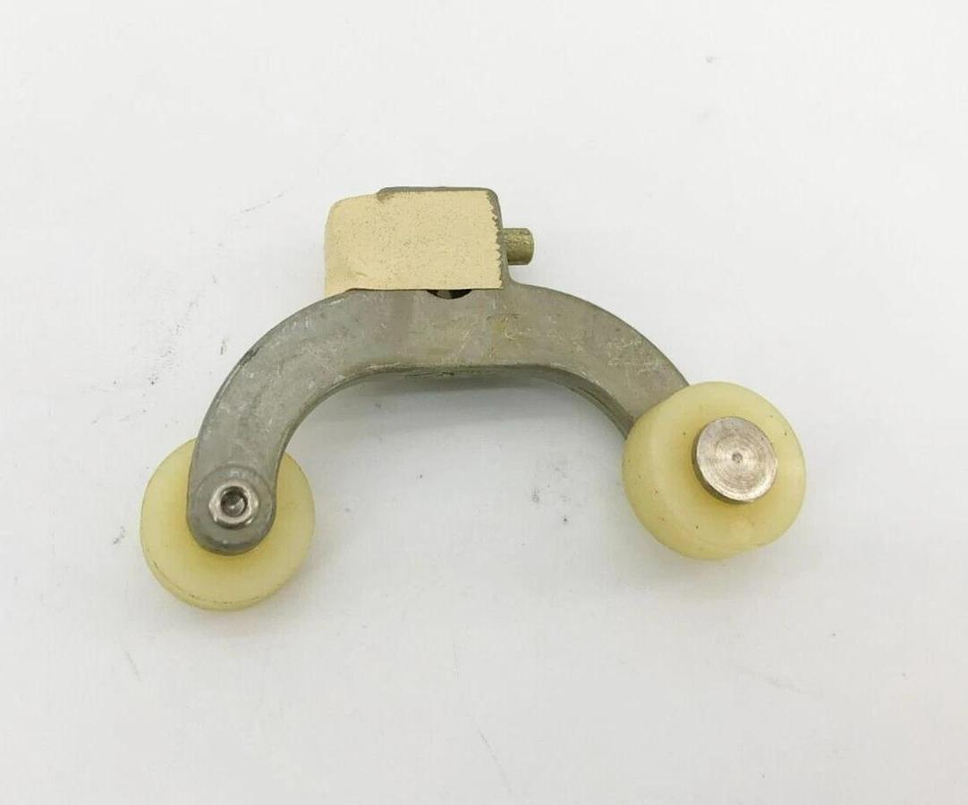 New AB Allen Bradley 802T-W4 Forked Roller Lever