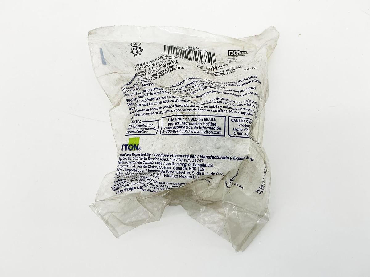 New Leviton 069-4586-C Blade and Locking Outlet 2P 3Wire