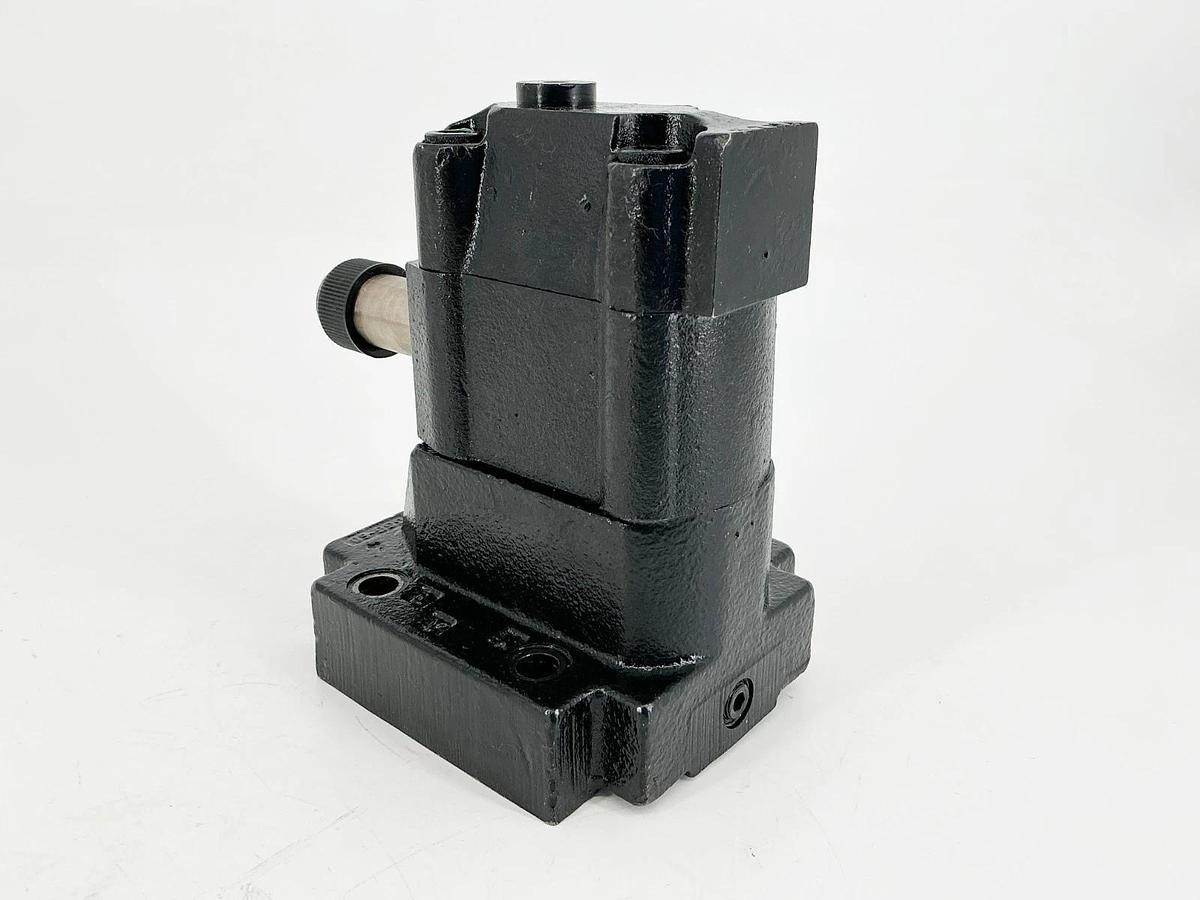 New Denison VV01-321-W01-E5-026-36619-P Hydraulic Valve 0115253 350Bar - No Box