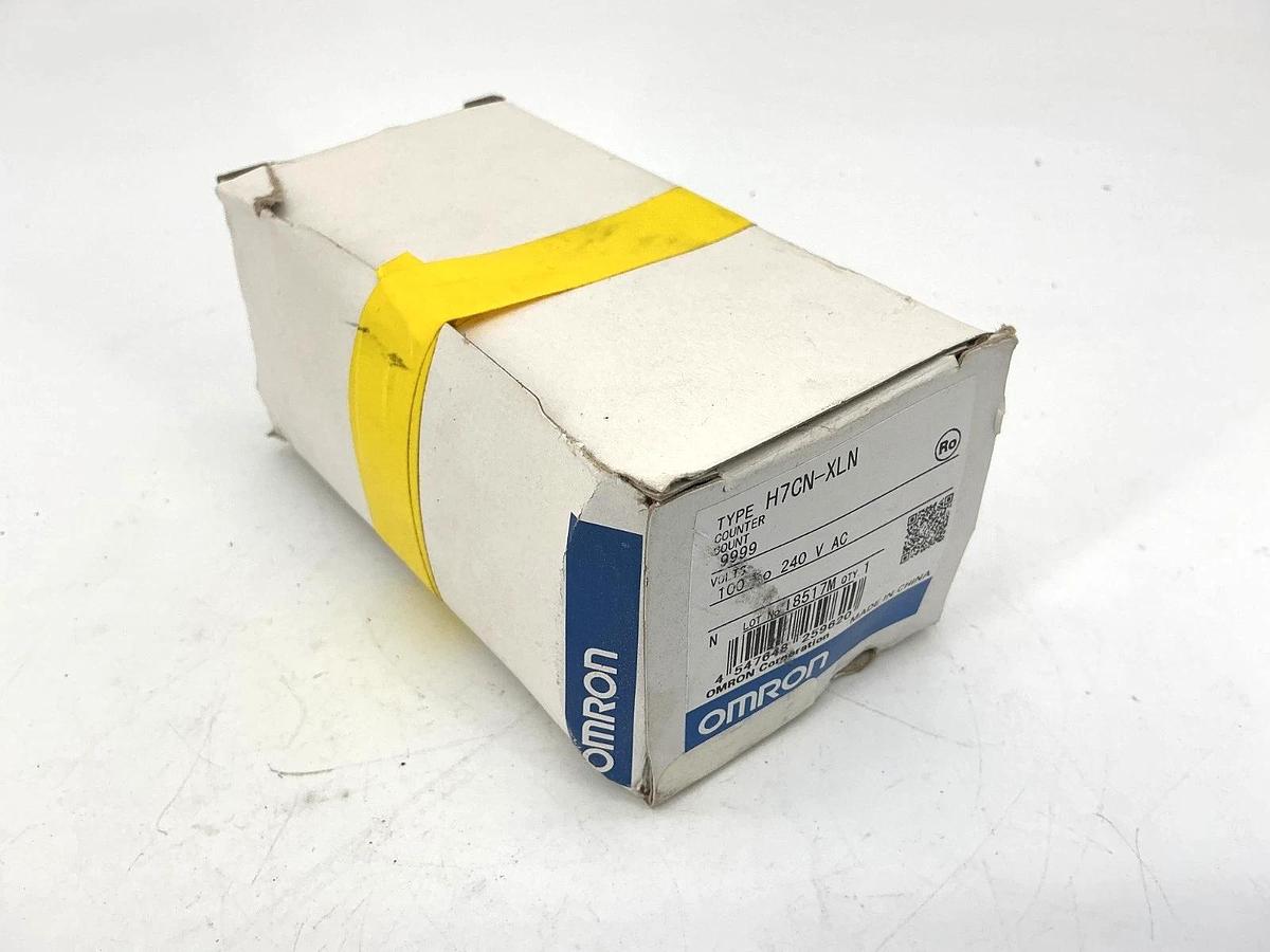 New Omron H7CN-XLN Counter Relay 8-Pin 4-Digit: 0-9999 100-240VAC H7CNXLN