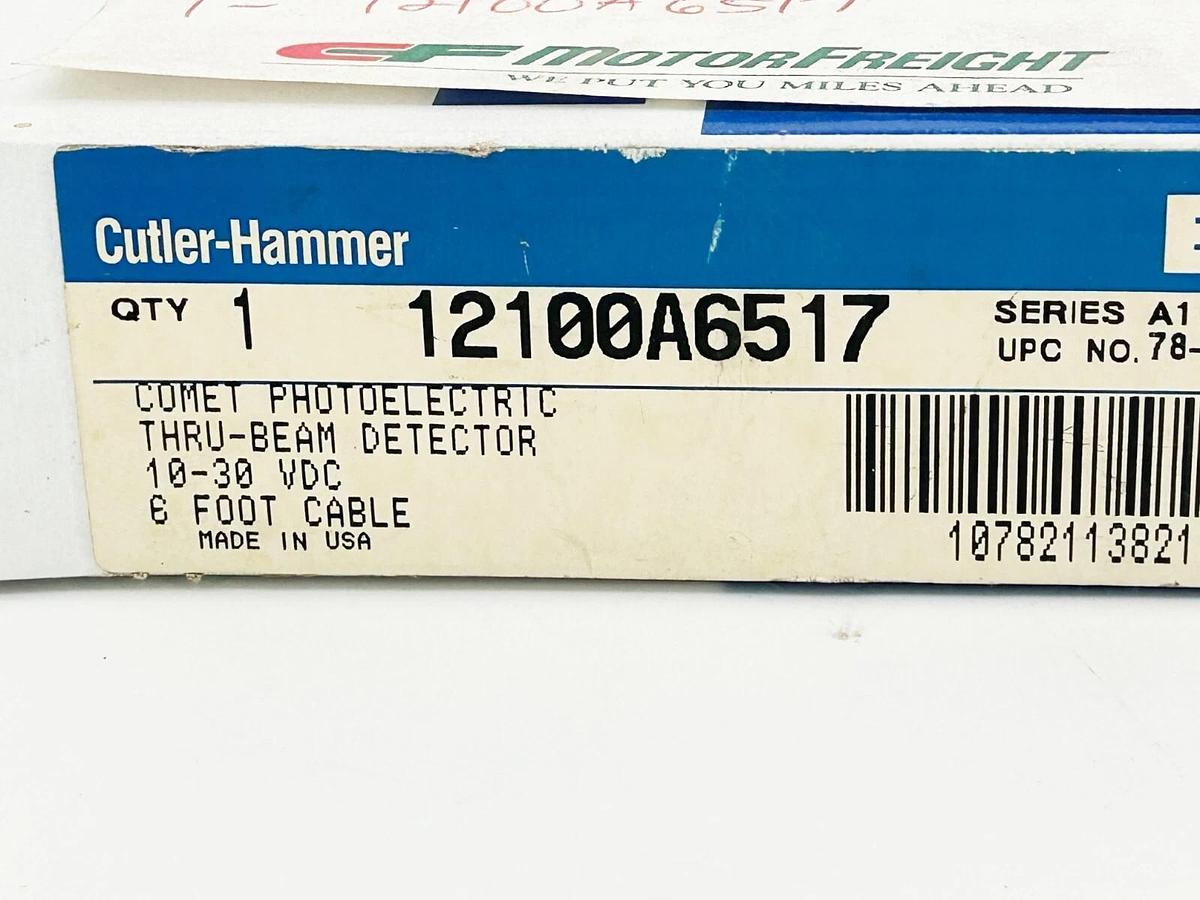 Used Eaton 12100A6517 Photoelectric Sensor 250MA 30VDC 0-6M Range 6' Cable