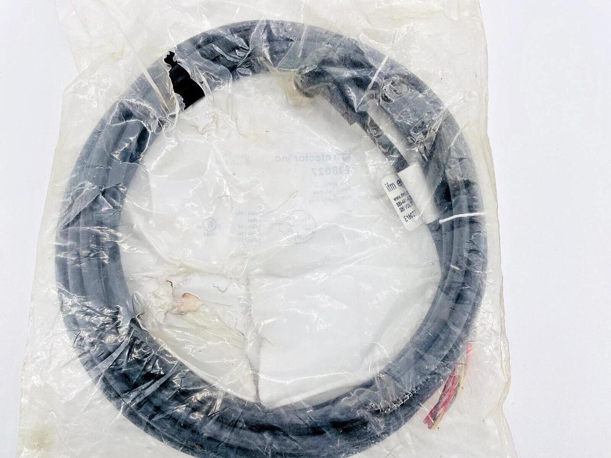 New IFM E18027 Female Cordset 22AWG 4A 300V