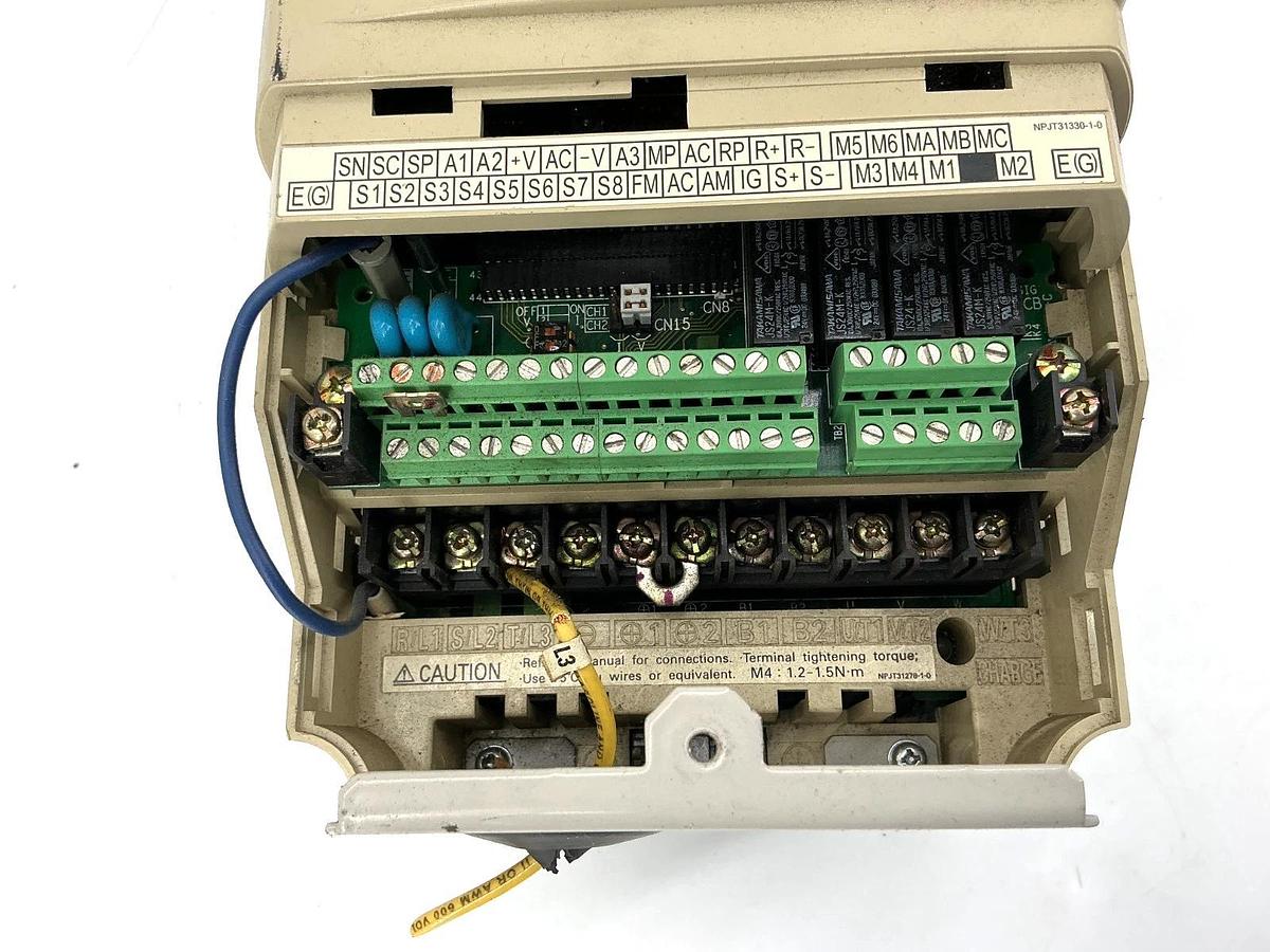 Used Yaskawa CIMR-F7U43P7 Varispeed AC Inverter Drive 3PH 7.6A 380-480VAC 50/60HZ