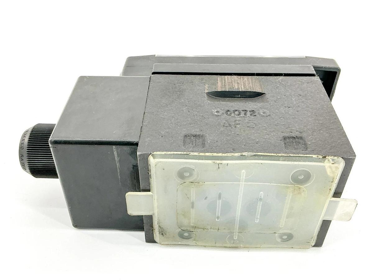 New Continental Hydraulics VSD05M-1A-GB-61L-A Solenoid Valve 4600PSI 220V 265255