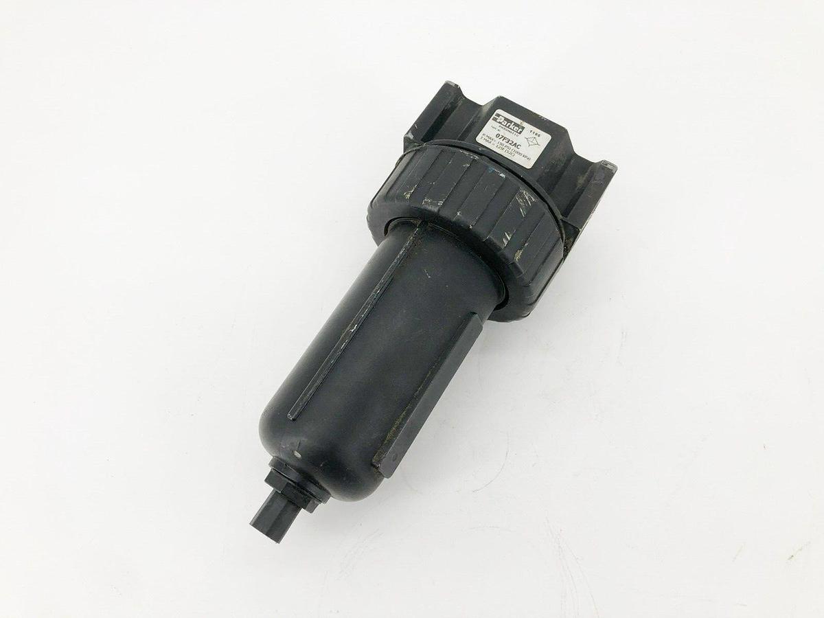 Used Parker 07F32AC Pneumatic Line Filter 1/2" NPT 250psig Max Inlet
