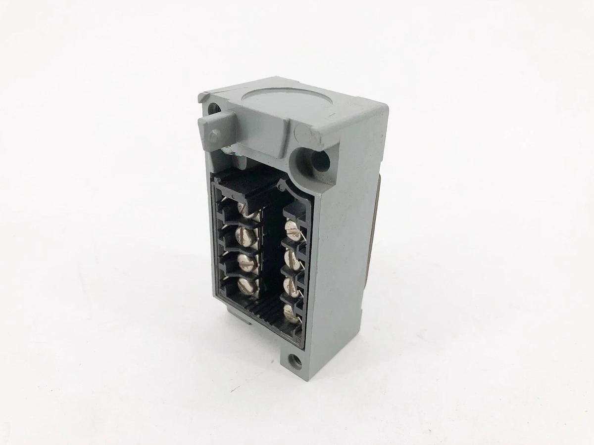 New Cutler-Hammer E50RBM Limit Switch Receptacle Ser. A1 - No Box