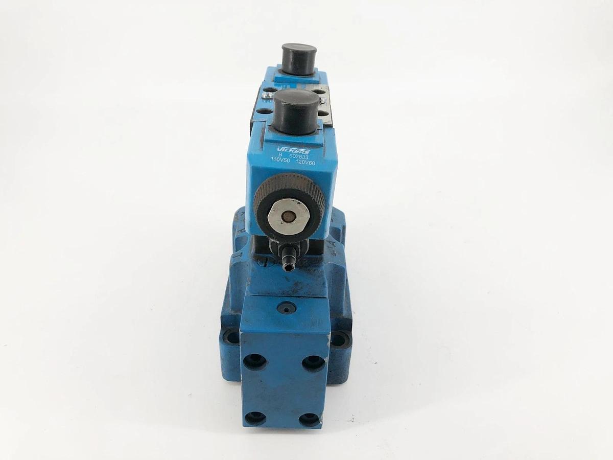 Used Eaton Vickers DG4V-3S-2A-M-U-B5-60 Solenoid w/ DGMFN-3-Y-A2W-B2W-41 Control