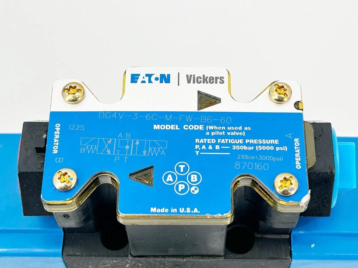 New Eaton DG5V-8-H-2C-M-FW-B-10 Directional Control Valve 120V 02-329117