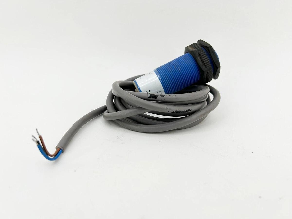 Used Cutler Hammer E53KAL30T110 Tubular Proximity Sensor 10-30VDC 300MA