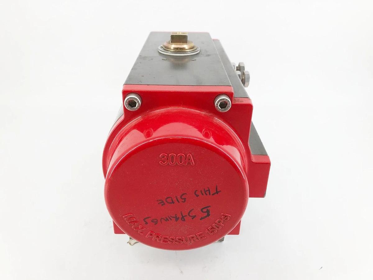 Used Triac 2R300SR Pneumatic Actuator 90CF13002R6SXX