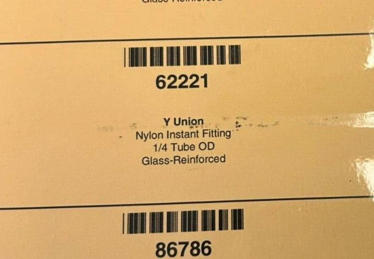 Lot of 6 New Lawson 62221 Y Unions, 1/4" Tube OD, Glass Reinforced Nylon
