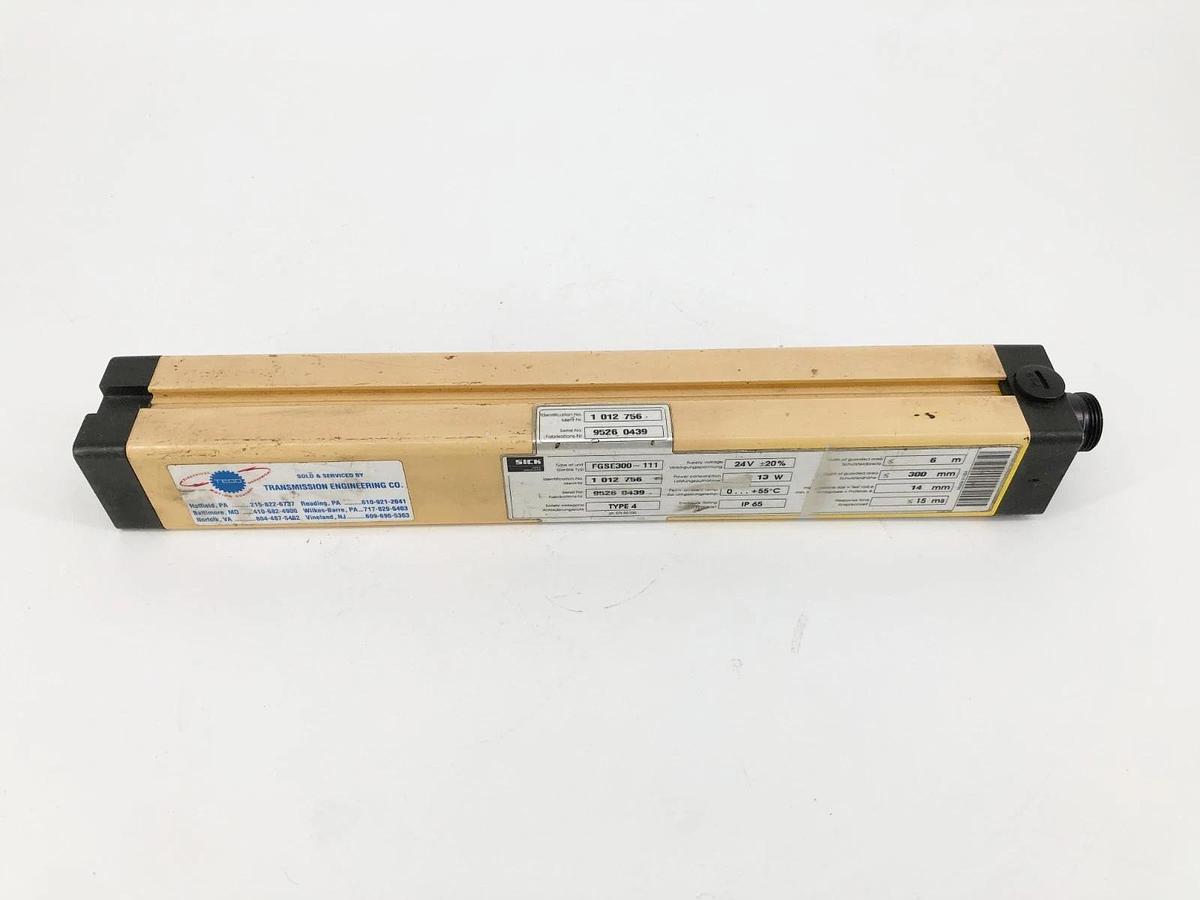 Used Sick FGSE 300-111 Light Curtain Receiver 300mm Height 6m sensing Distance 24V