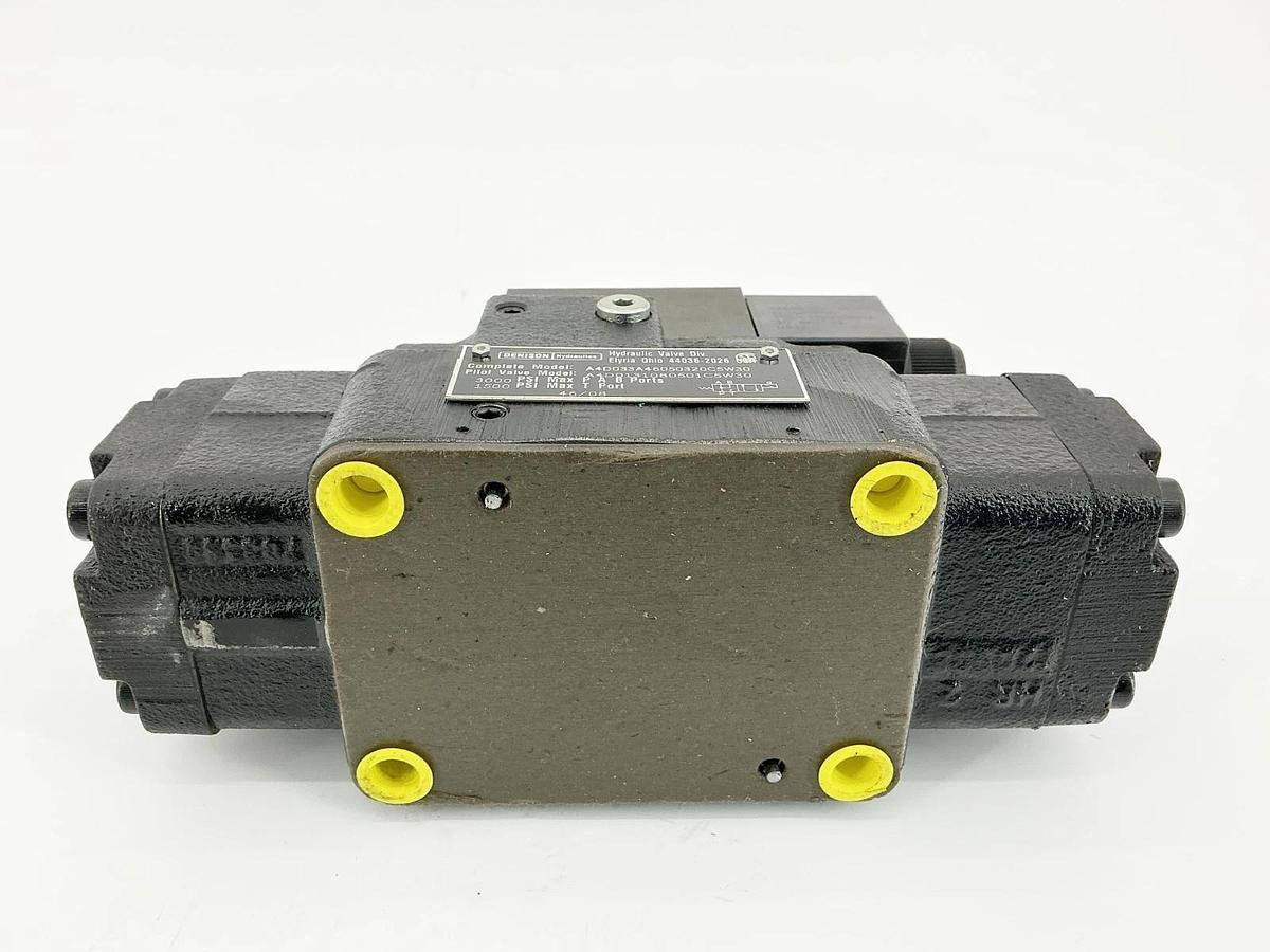 New Denison A4D033A46050320C5W30 Hydraulic Valve 110/120V 3000PSI - No Box