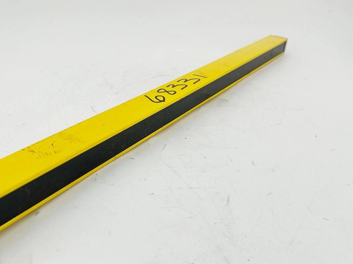 Used Leuze MLC520R30-1500 MLC Receiver Safety Light Curtain TType 4 MLC 500 Series