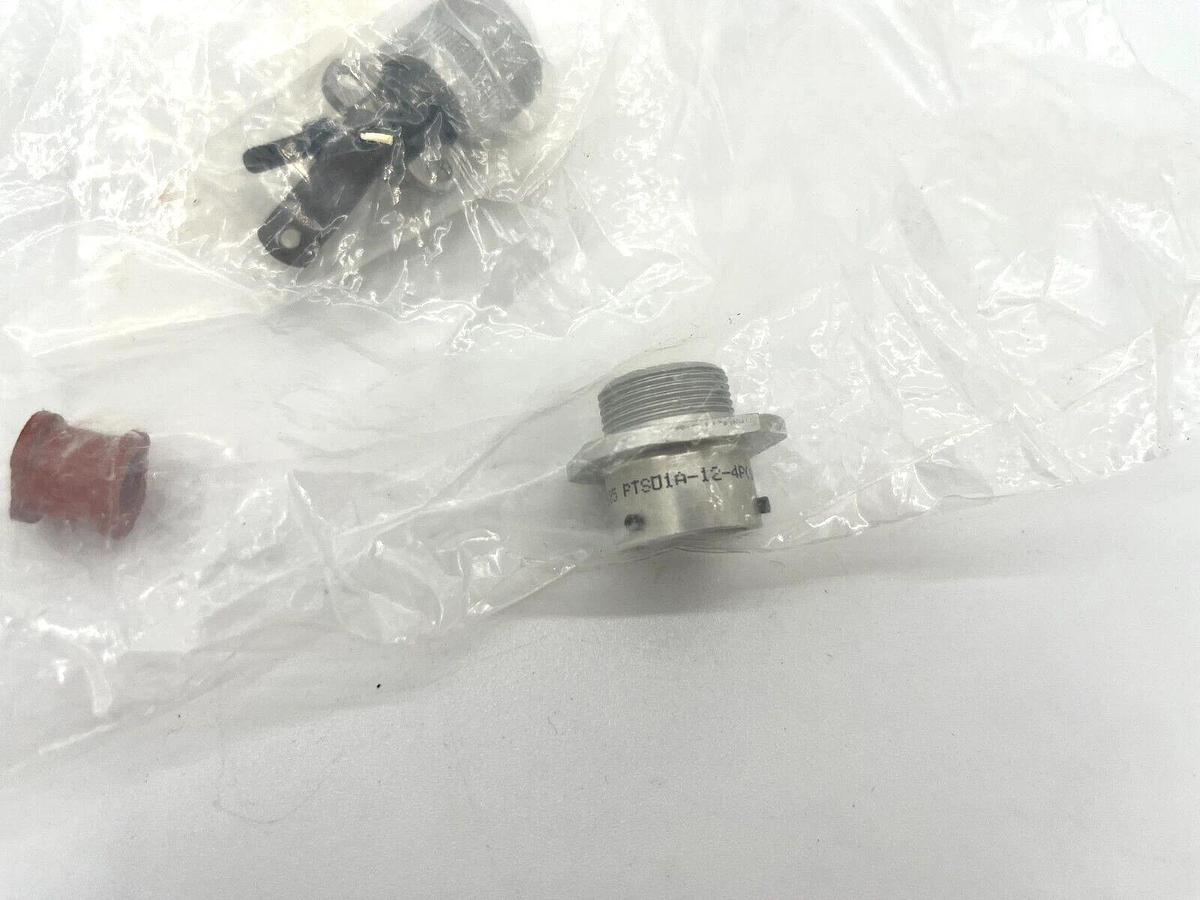 New Amphenol PTS01A-12-4P SR Circular Connector