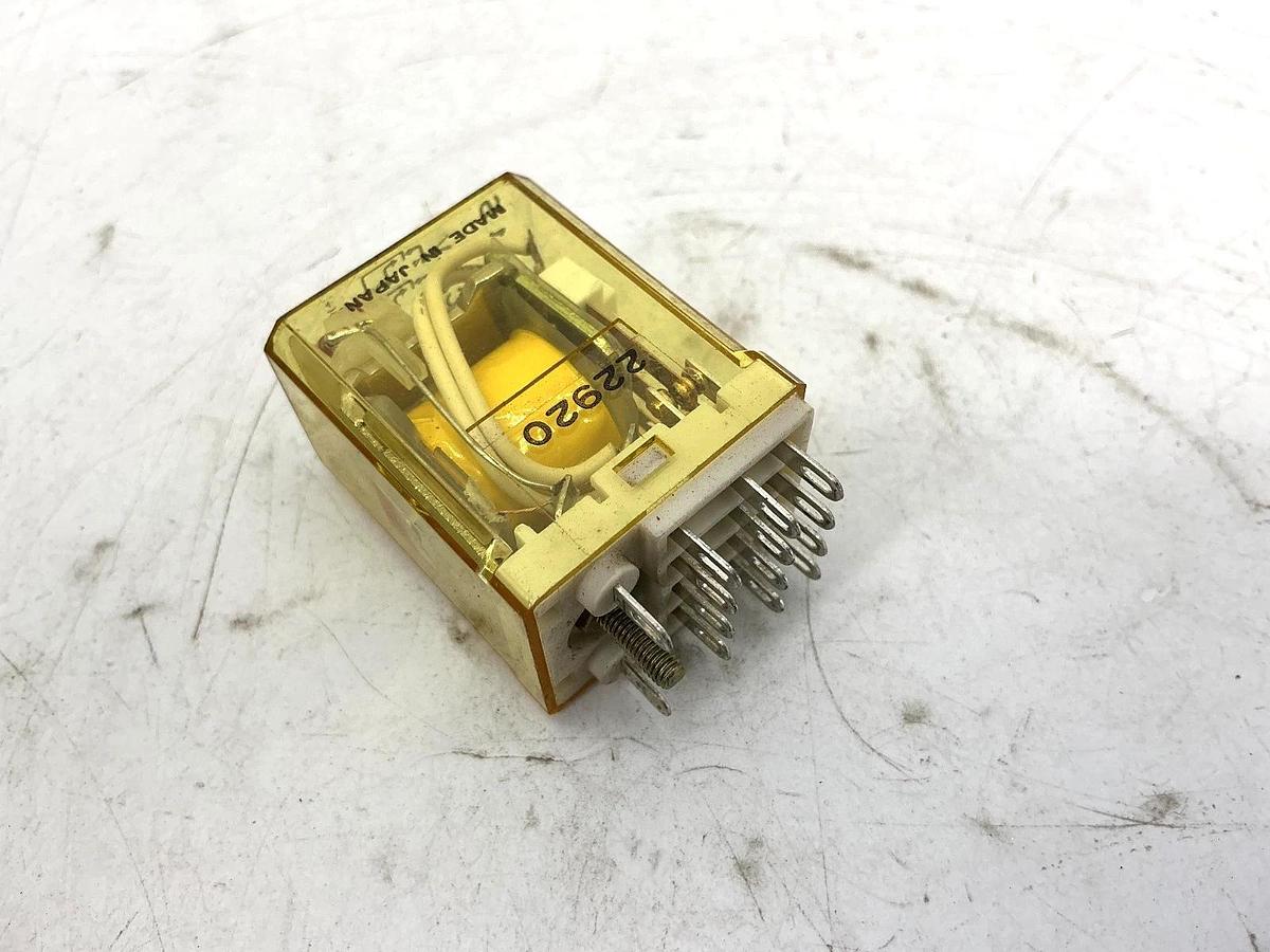 Lot of 3 New IDEC RY4S-ULDC24 Miniature Relay 14-Pin 24VDC 4-Pole