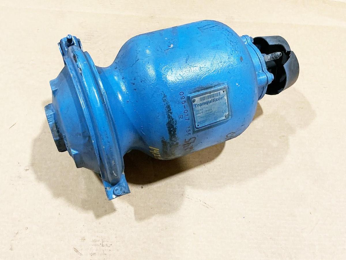 New Tranquilizer TA2N1A Air Operated Diaphragm Pump 100PSI 7Bar - No Box