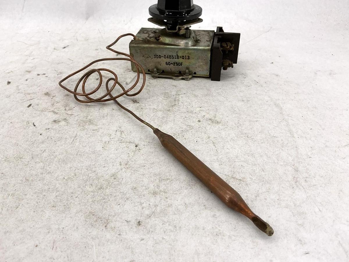 Used RobertShaw Chromalox 300-048518-013 Thermostat 50-250F