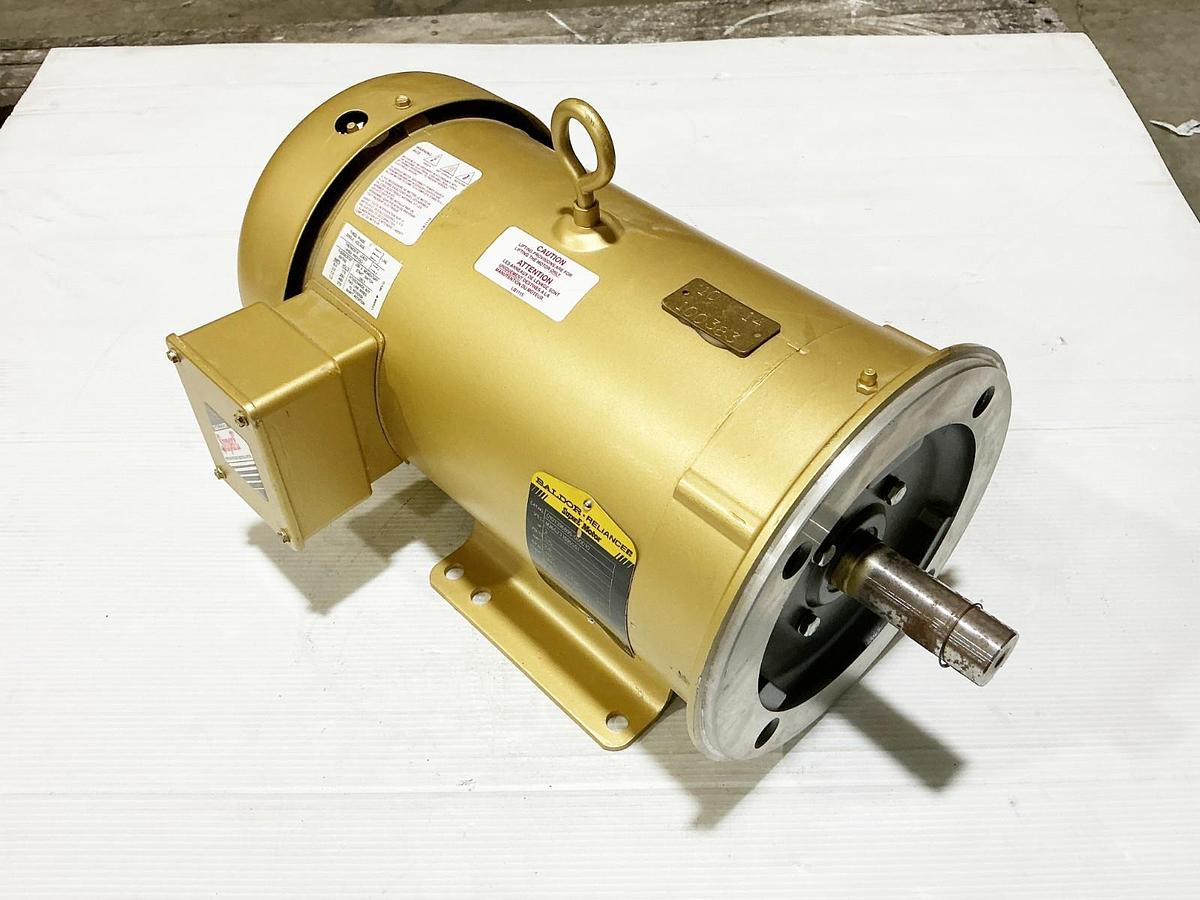 New Baldor 0107396895-000010 Electric Motor 2HP 575V 1175RPM 3PH M36G271S955G1