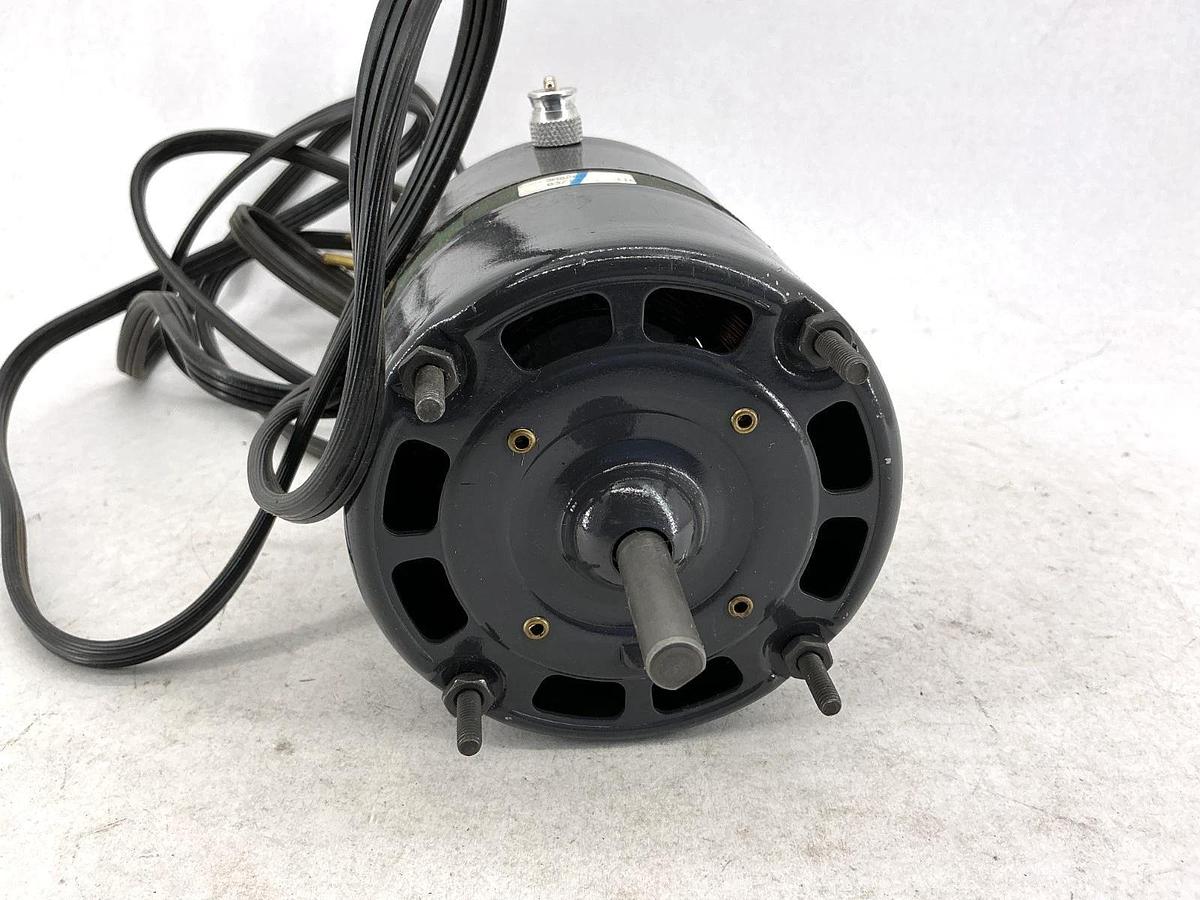 Used Dayton 3M826D Pedestal Fan Motor OD-3/8in1550RPM 2.4A 115V 60HZ 3M826