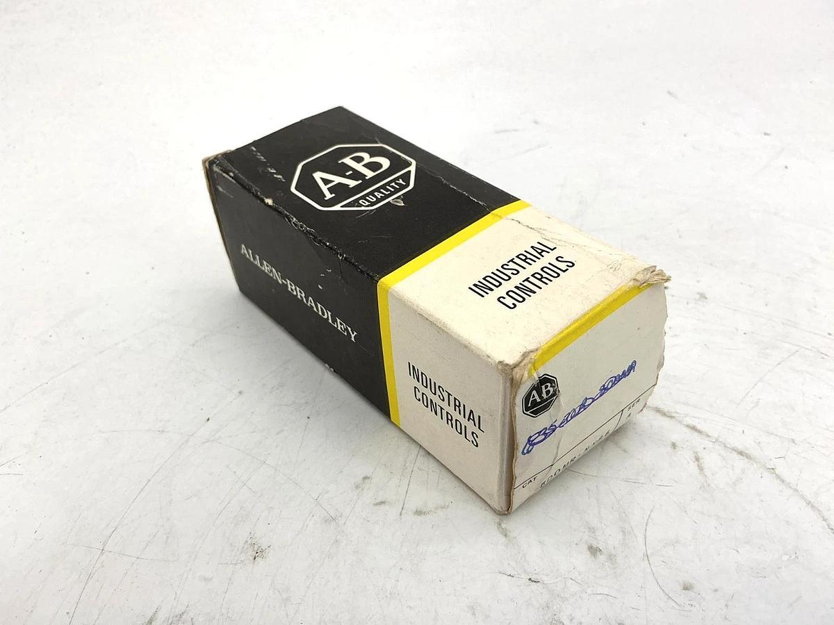 New Allen Bradley 800MR-NX86 Ser A Round Push Button Flush Head Orange Cap