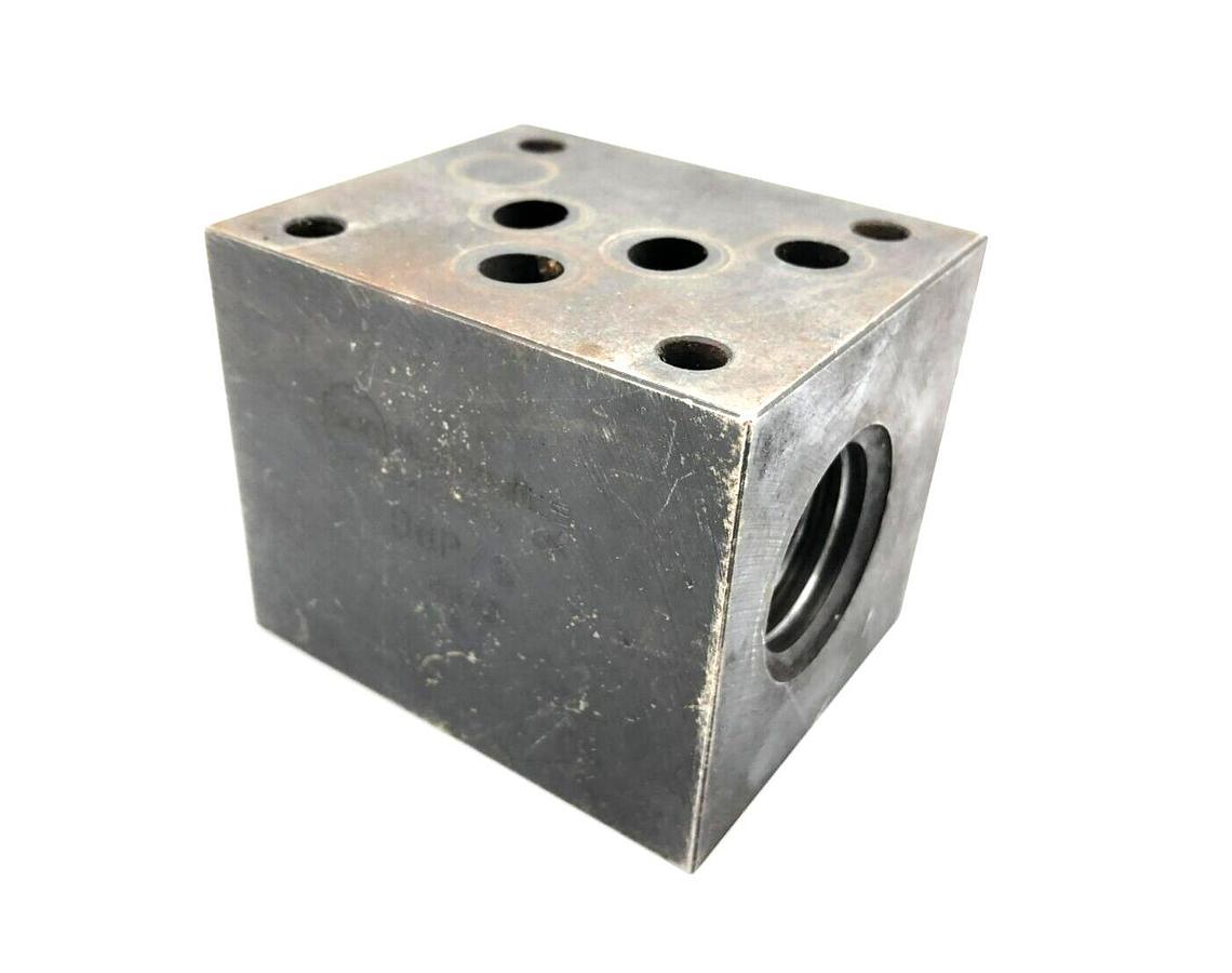 Used Sun Hydraulics DBP/S Sandwich Manifold