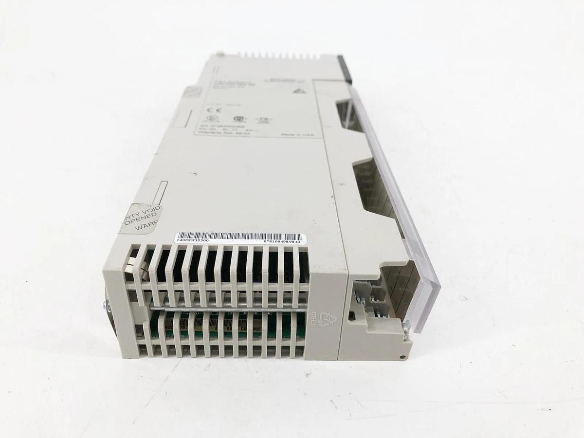 Used Schneider 140 DDI 353 00 TSX Quantum Discrete Input Module DC IN 24V 4X8