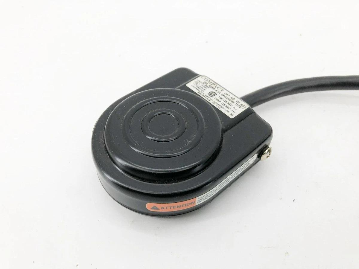 New Linemaster 491-SC3 Compact Foot Switch Momentary 10A 125VAC 2A190