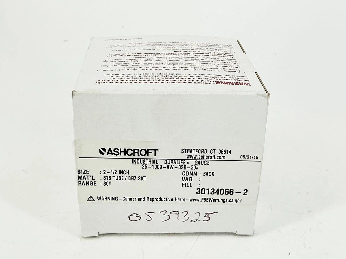 New Ashcroft 25-1009-AW-02B-30# Pressure Gauge 2-1/2" 30PSIG 1/4" NPT 316 Tube
