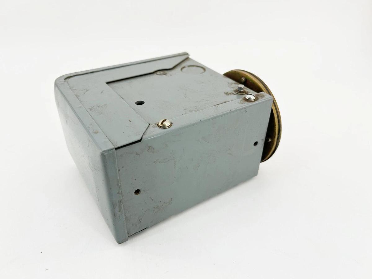 Used Square D 9013-ASG-8 Pressure Switch Close 80 Opens 100 2P 575V 3PH