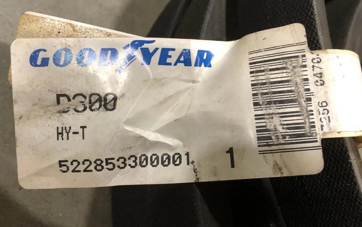 New Goodyear D300 V-Belt - No Box