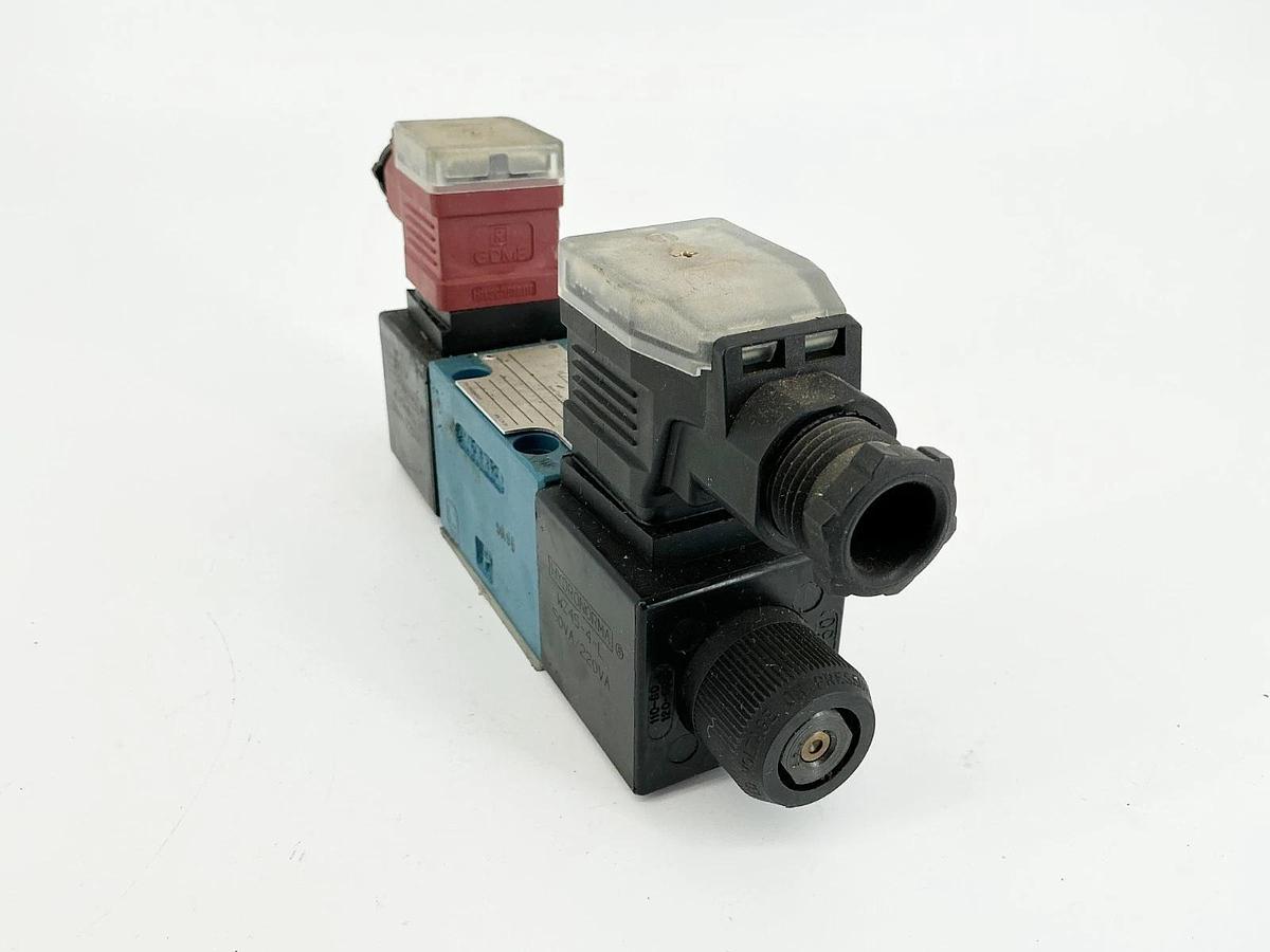 New Rexroth 4WE6D60/0FEW110N Solenoid Valve 50-220VA 9Z55L/V RR00880059 - No Box